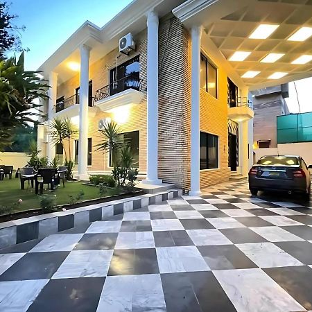 Infinity Villa Islamabad Exteriör bild